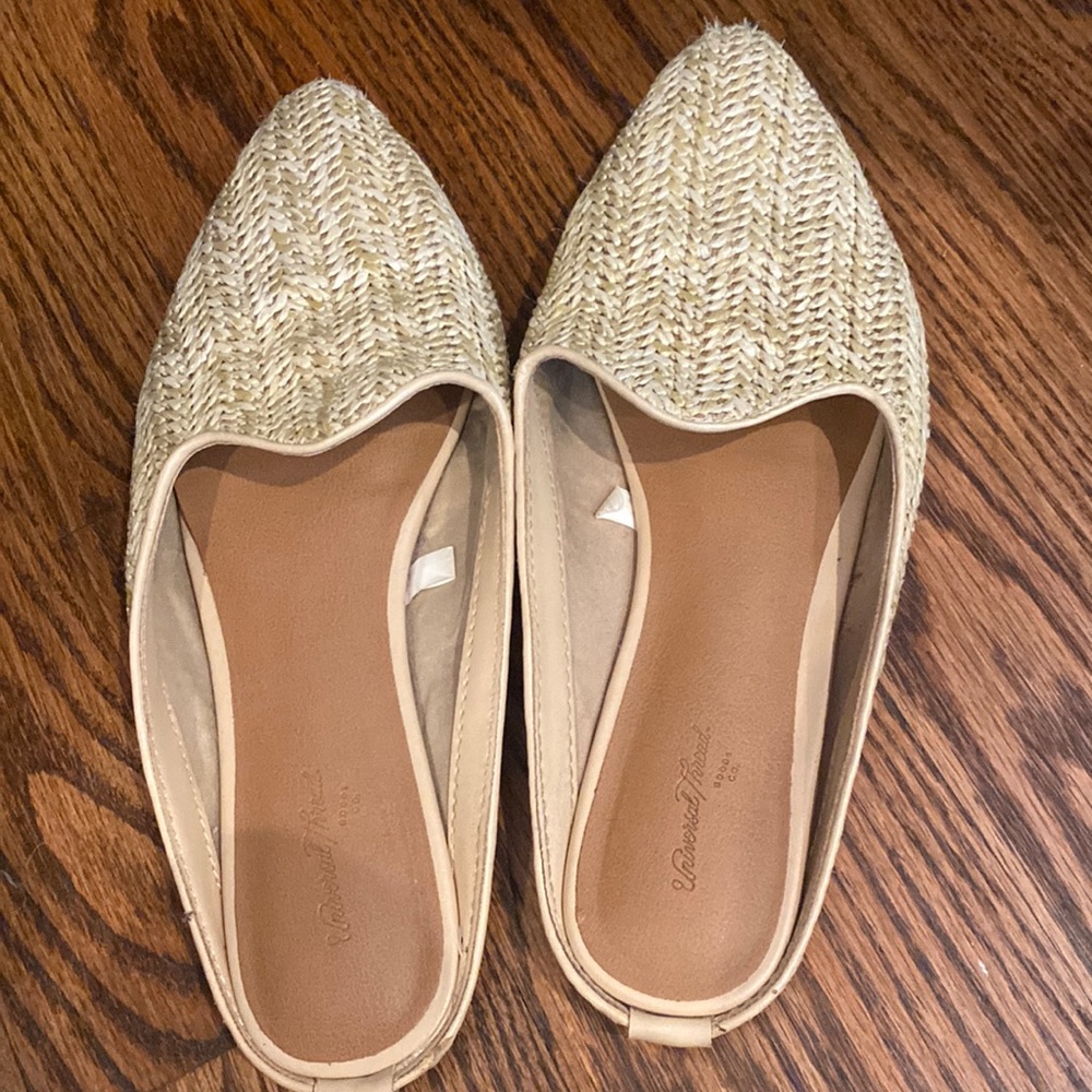 Universal Thread raffia mules, size 8 1/2